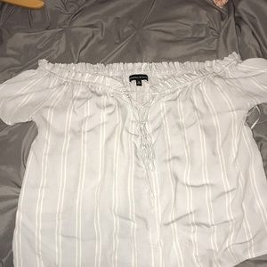 Kendall & Kylie off the shoulder top